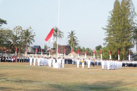 Upacara Penurunan Bendera Peringatan Kemerdekaan RI Ke-79